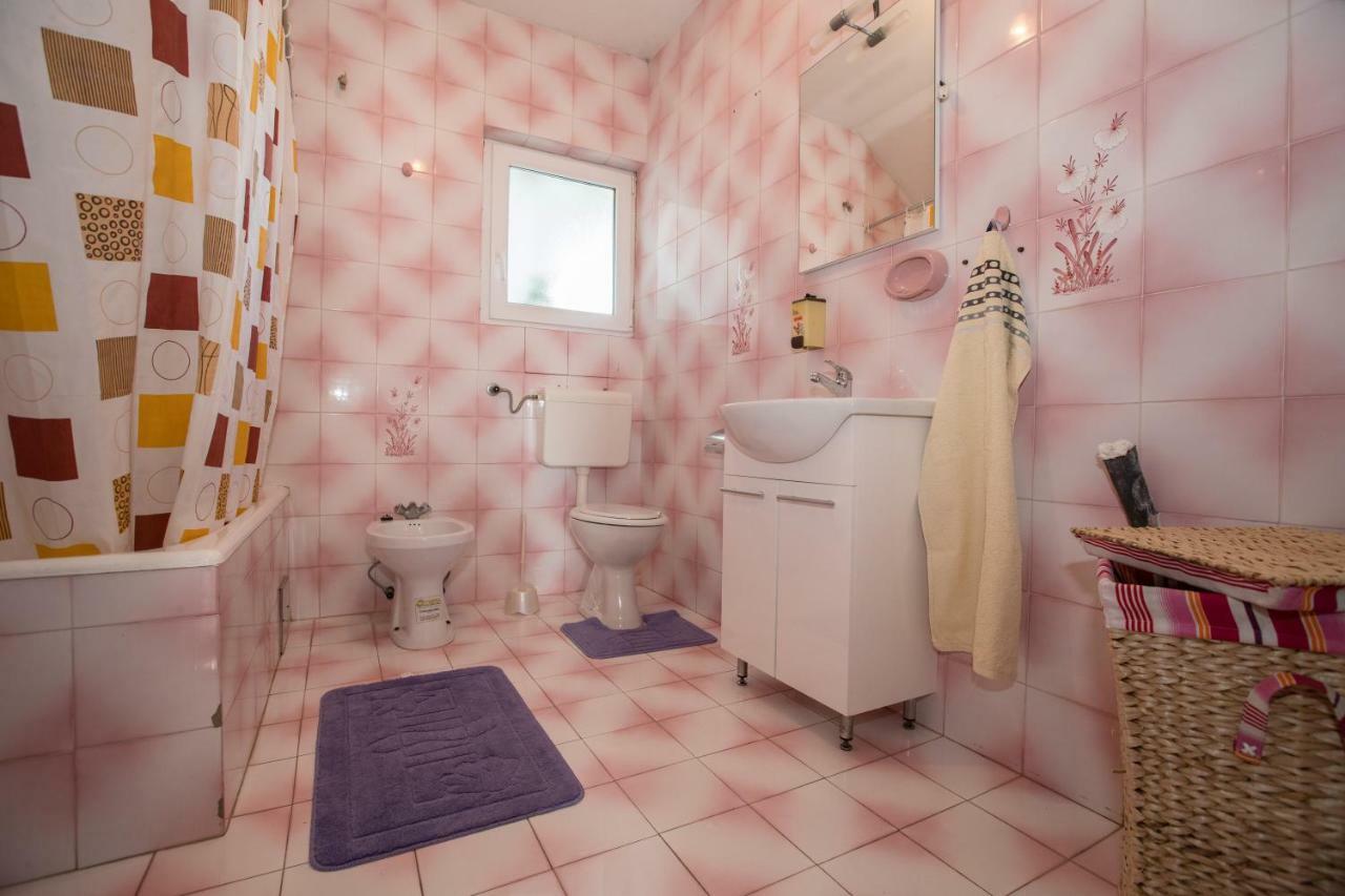 Apartments Renata Kampor Екстериор снимка