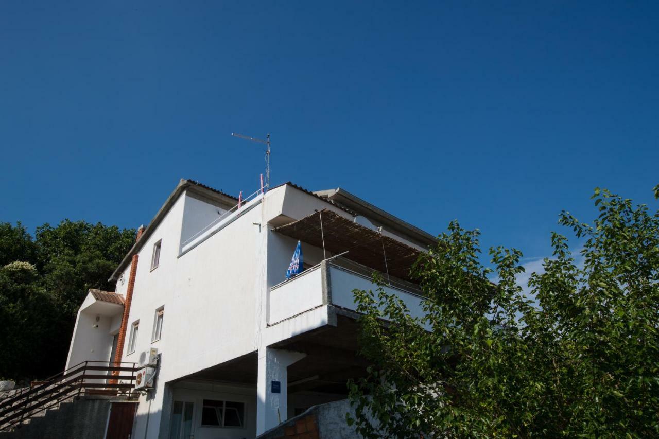Apartments Renata Kampor Екстериор снимка